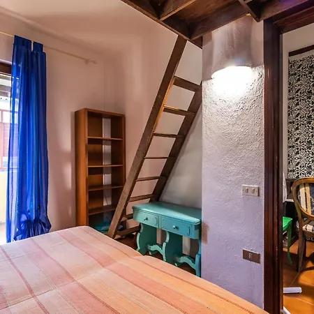 La Casa Di Maurizio Appartement *
